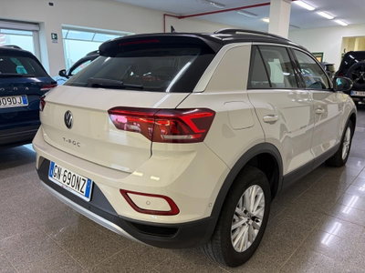 Volkswagen T-Roc 1.5 tsi Life dsg (5)