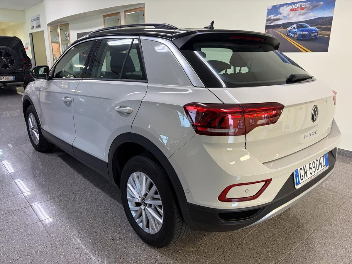 Volkswagen T-Roc 1.5 tsi Life dsg (7)