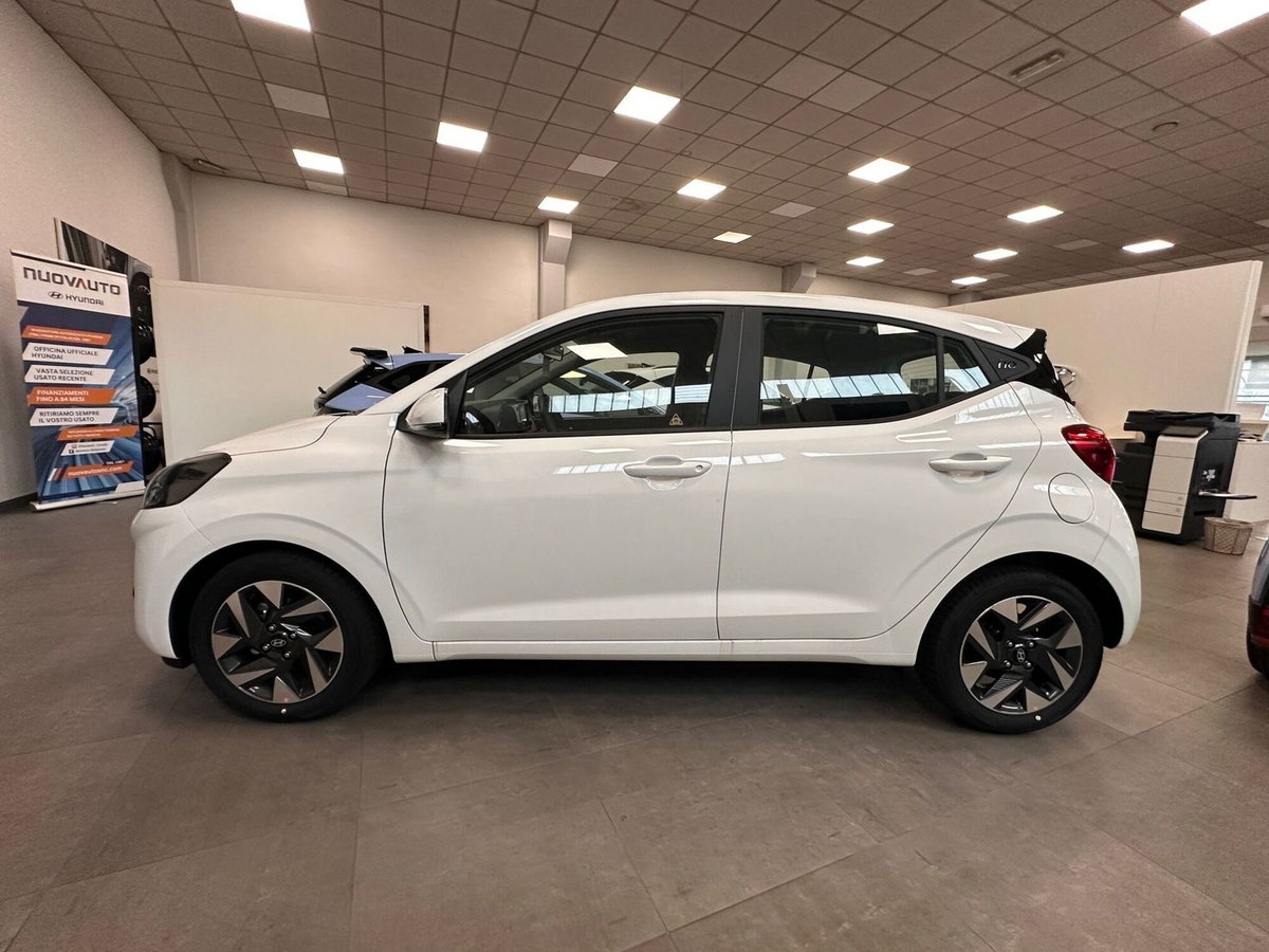 Hyundai i10 1.0 mpi Connectline 63cv (2)