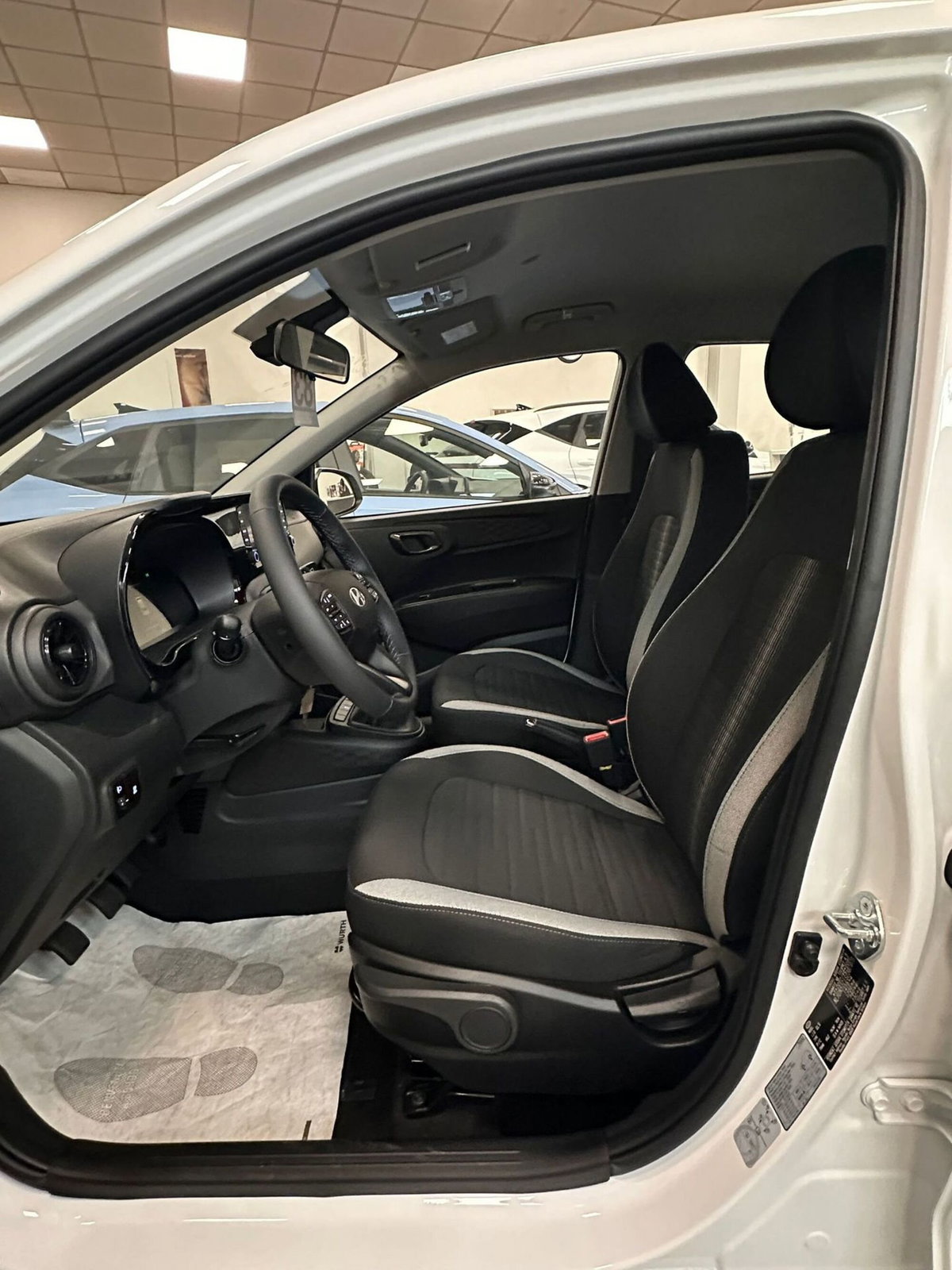 Hyundai i10 1.0 mpi Connectline 63cv (8)