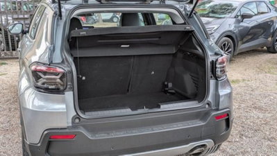 Jeep Avenger 1.2 turbo Altitude fwd 100cv (16)