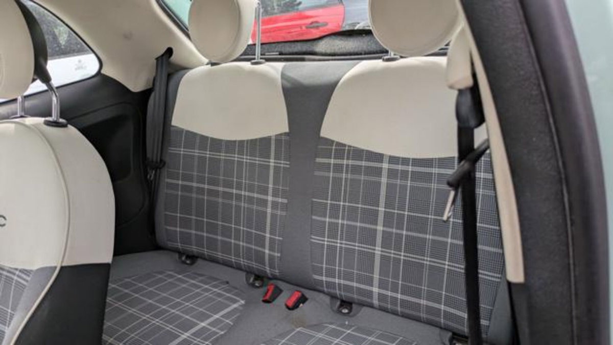 Fiat 500 1.0 Hybrid Lounge (10)