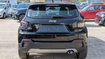Jeep Avenger 1.2 turbo Altitude fwd 100cv (14)