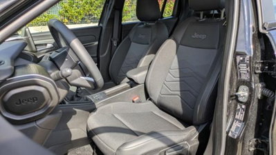 Jeep Avenger 1.2 turbo Altitude fwd 100cv (13)