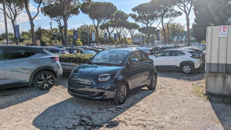 Fiat 500e Icon Berlina 42 kWh