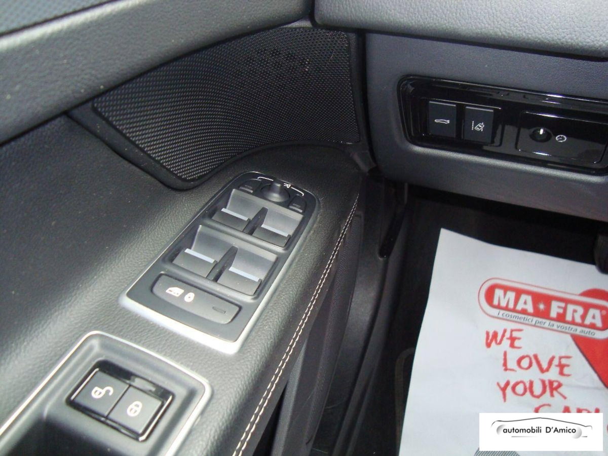 Jaguar XF 2.0 aut. R-Sport (10)