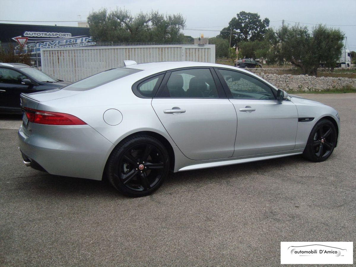 Jaguar XF 2.0 aut. R-Sport (3)
