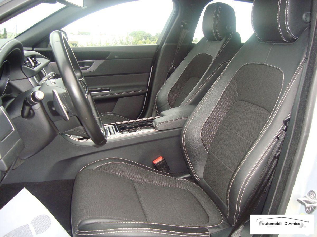 Jaguar XF 2.0 aut. R-Sport (5)