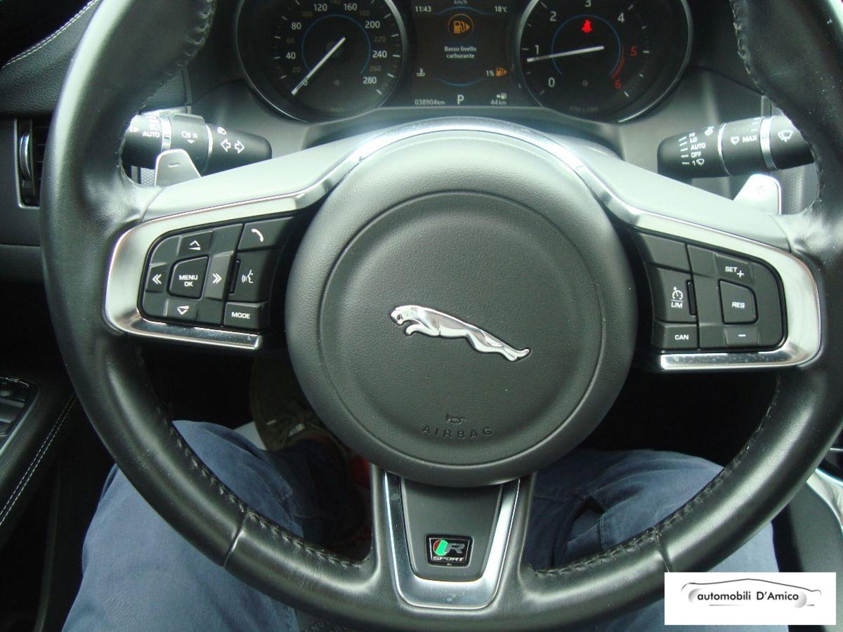 Jaguar XF 2.0 aut. R-Sport (9)