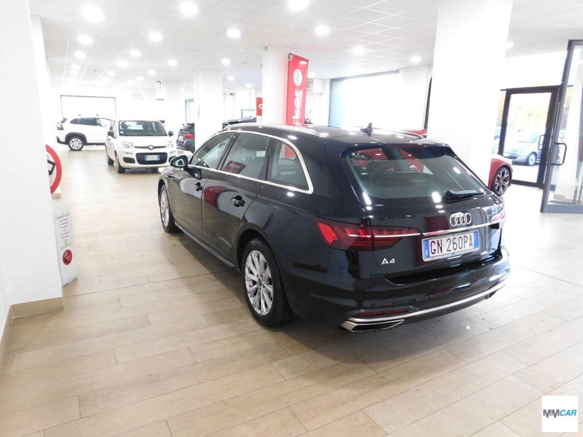 Audi A4 Avant 30 2.0 tdi mhev Business Advanced 136cv s-tronic (4)
