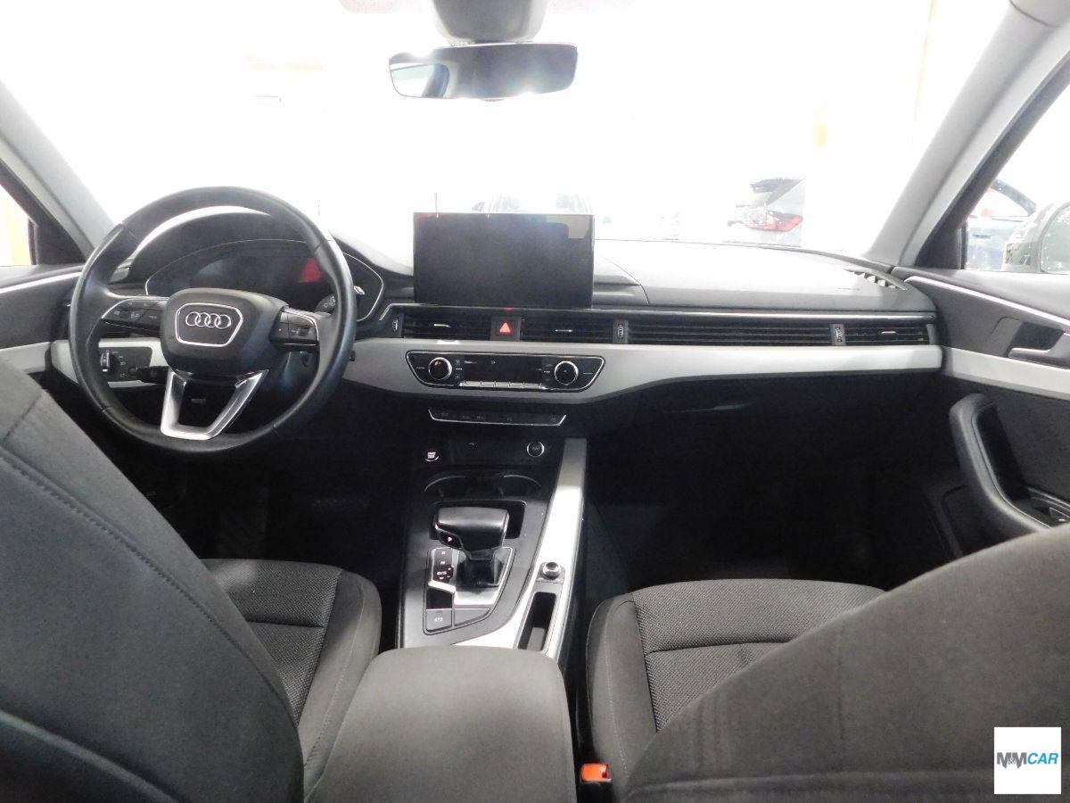 Audi A4 Avant 30 2.0 tdi mhev Business Advanced 136cv s-tronic (8)