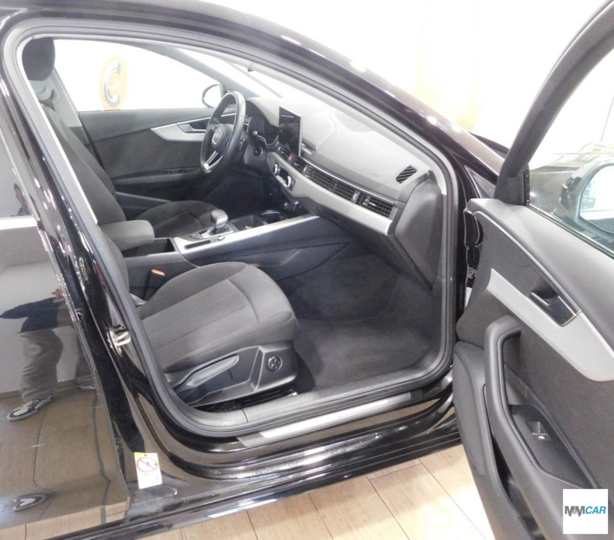 Audi A4 Avant 30 2.0 tdi mhev Business Advanced 136cv s-tronic (9)