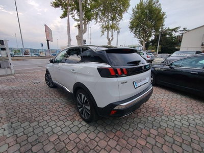 Peugeot 3008 BlueHDi 130 S&S EAT8 GT Line (5)