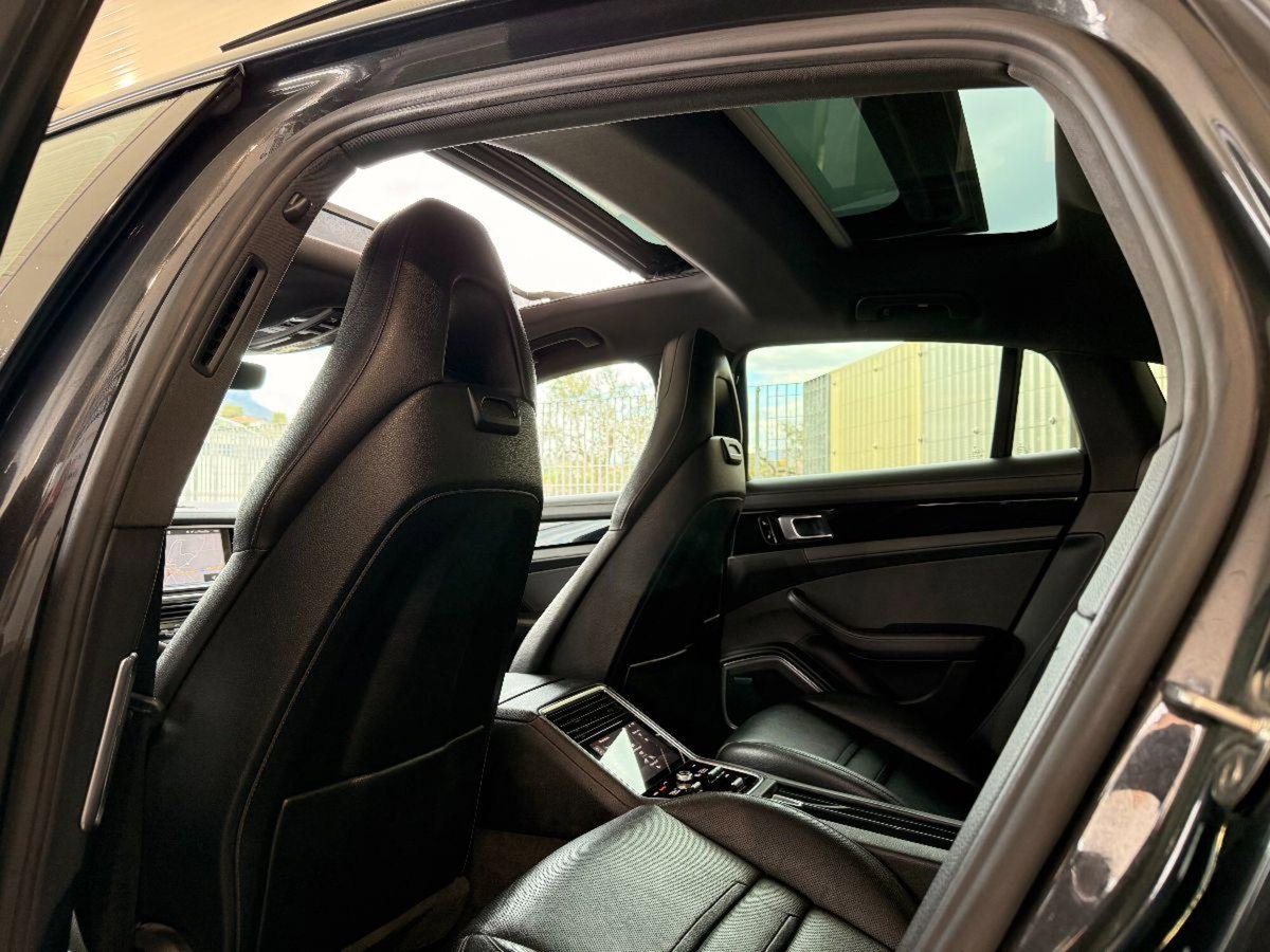 Porsche Panamera 4.0 4S Diesel (13)