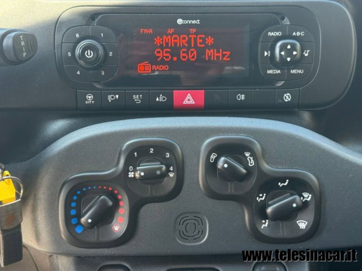 Fiat Panda 1.0 firefly hybrid s&s 70cv 5p.ti (13)