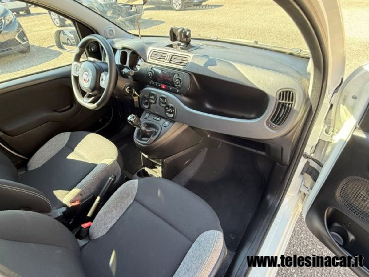 Fiat Panda 1.0 firefly hybrid s&s 70cv 5p.ti (14)