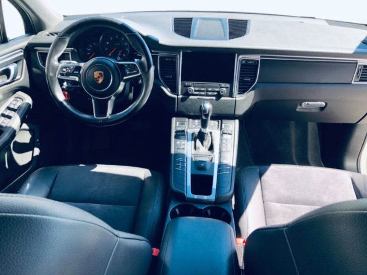 Porsche Macan 2.0 (9)