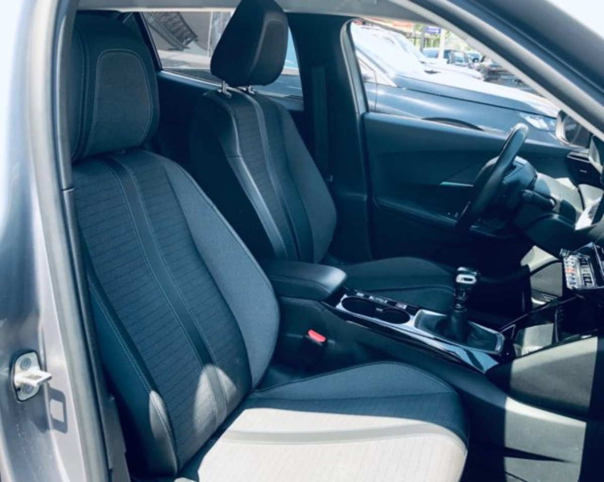 Peugeot 2008 BlueHDi 110 S&S Allure (8)