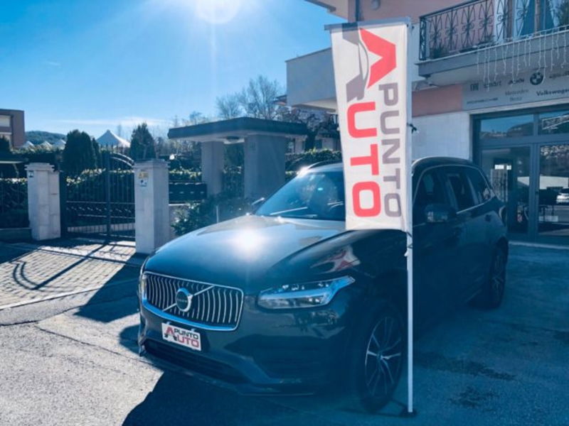 Volvo XC90 B5 (d) AWD Geartronic 7 posti Momentum Pro