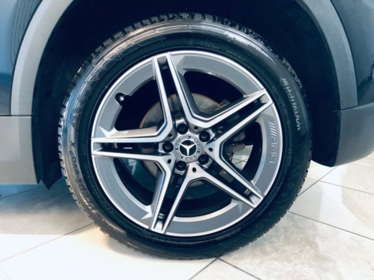 Mercedes-Benz GLA SUV 200 d Automatic Premium (20)