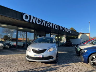 Lancia Ypsilon 1.2 69 CV 5 porte Silver usata