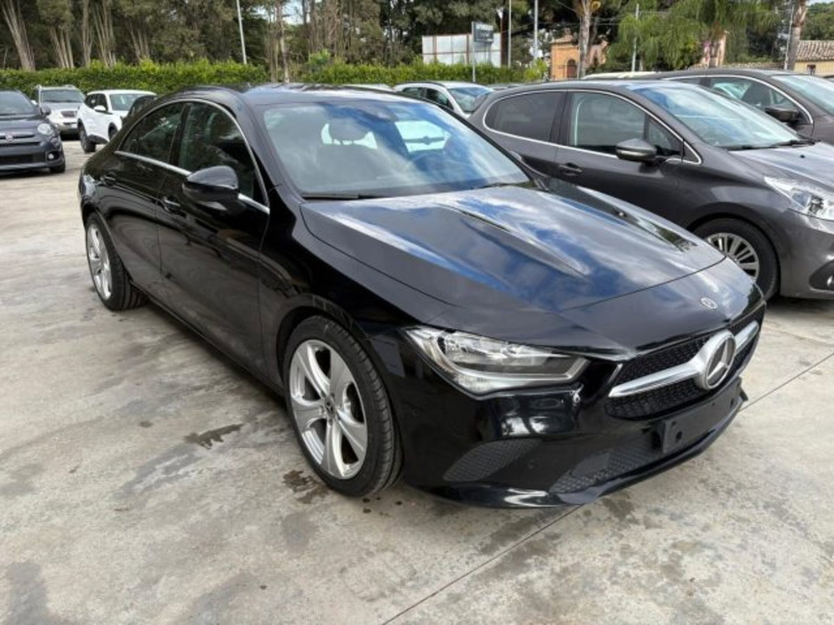 Mercedes-Benz CLA 180 d Automatic Premium (3)