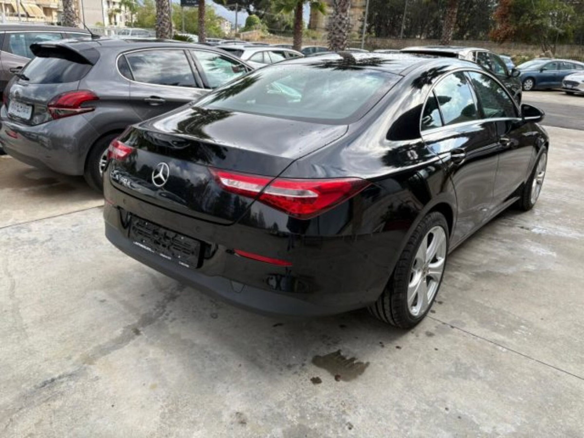 Mercedes-Benz CLA 180 d Automatic Premium (4)