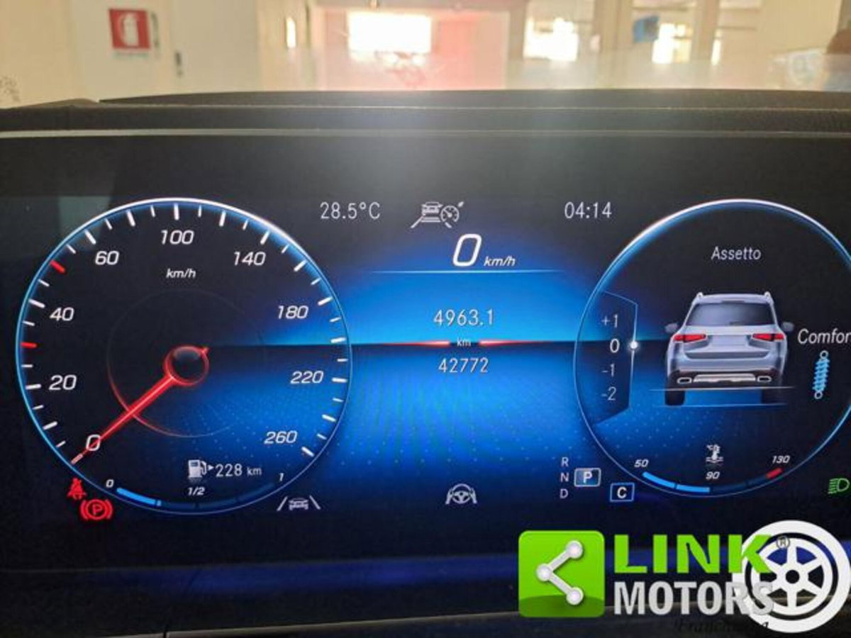 Mercedes-Benz GLS SUV 350 d 4Matic Premium (14)