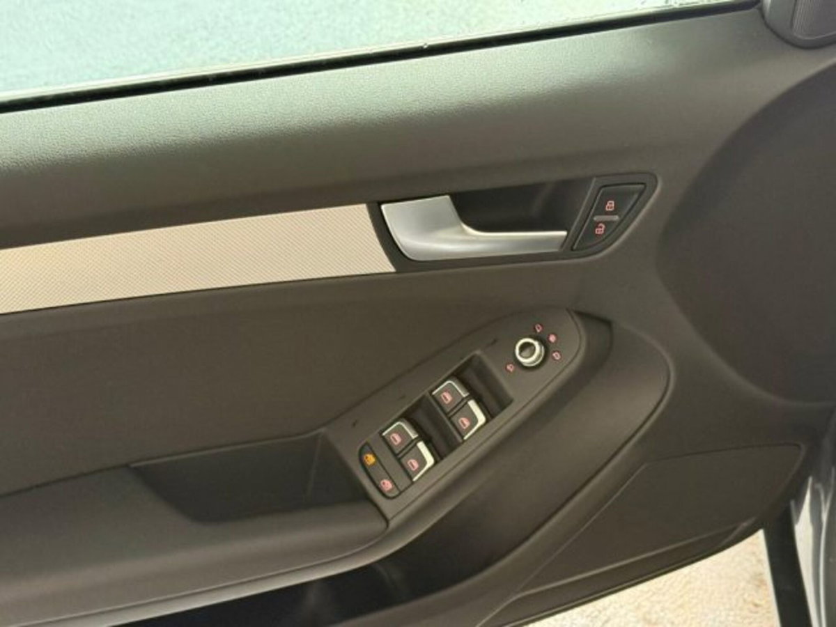 Audi A5 Sportback 2.0 TDI 177 CV Business (8)