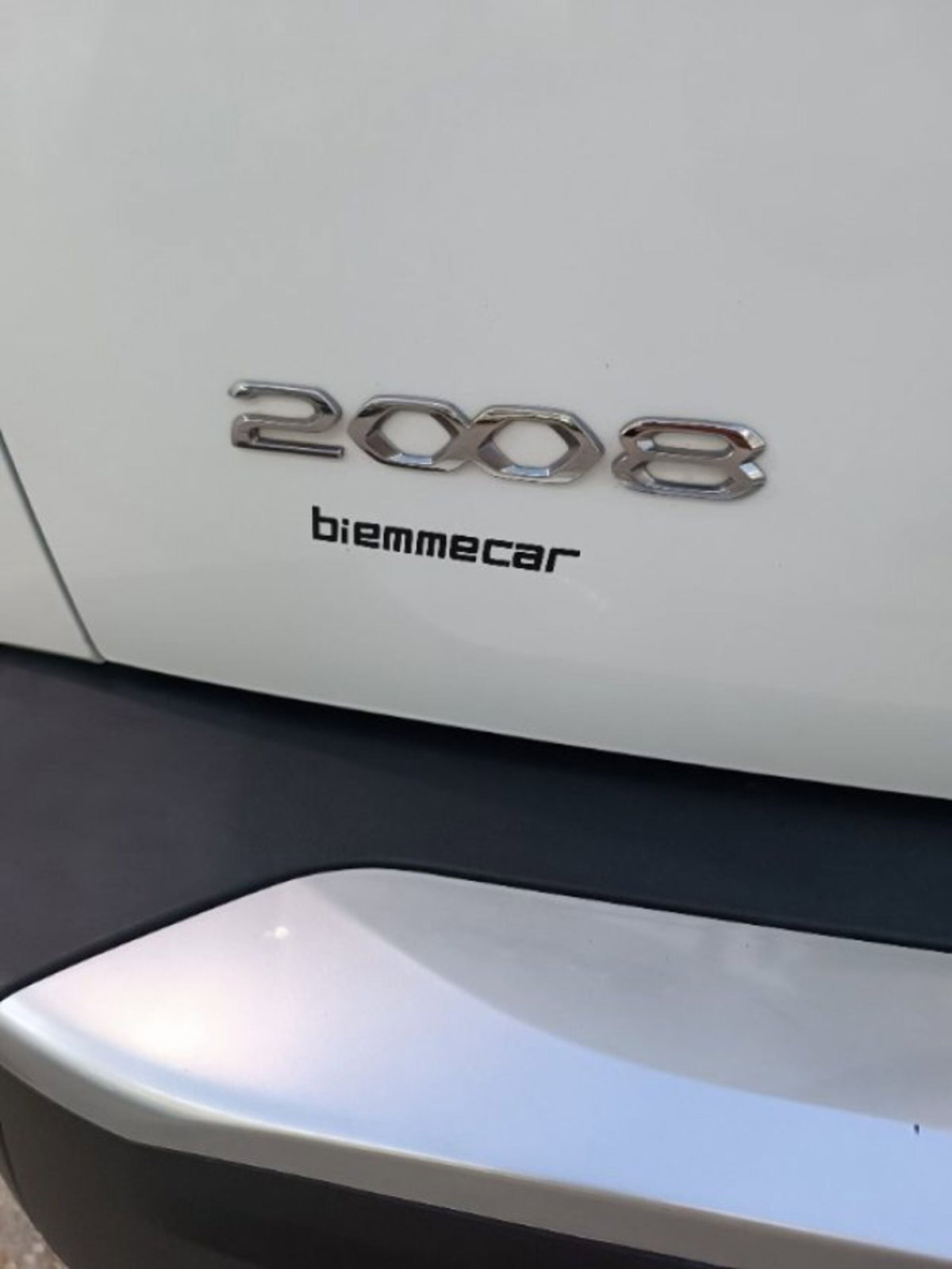 Peugeot 2008 BlueHDi 130 S&S EAT8 Allure Pack (7)