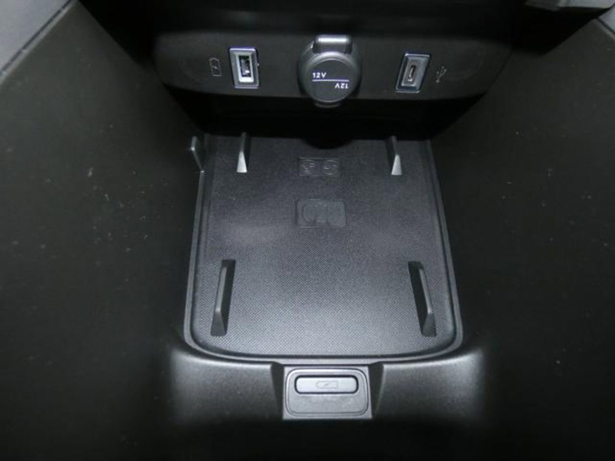 Jeep Avenger 1.2 turbo Summit fwd 100cv (14)
