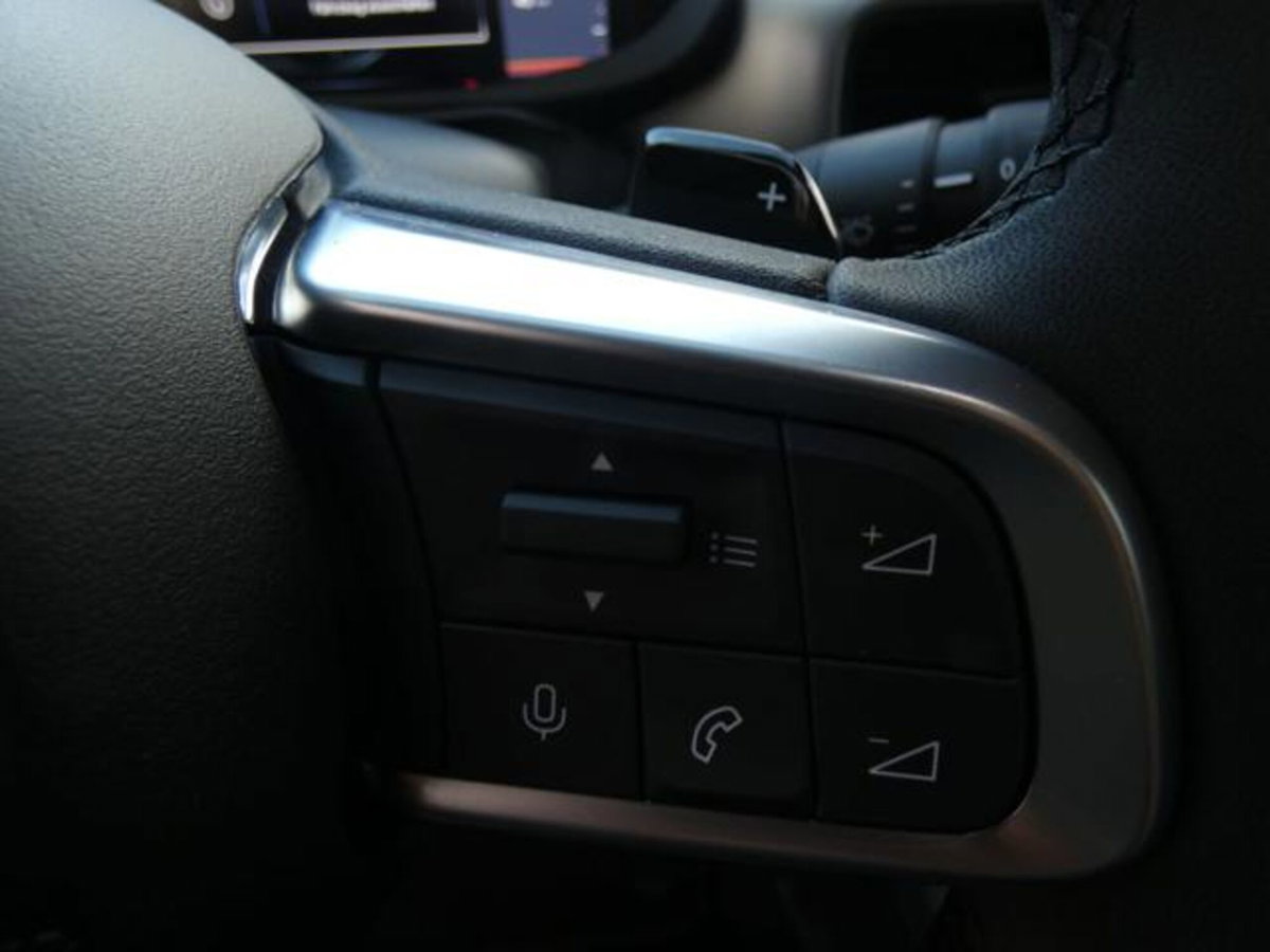 Jeep Avenger 1.2 turbo Summit fwd 100cv (18)