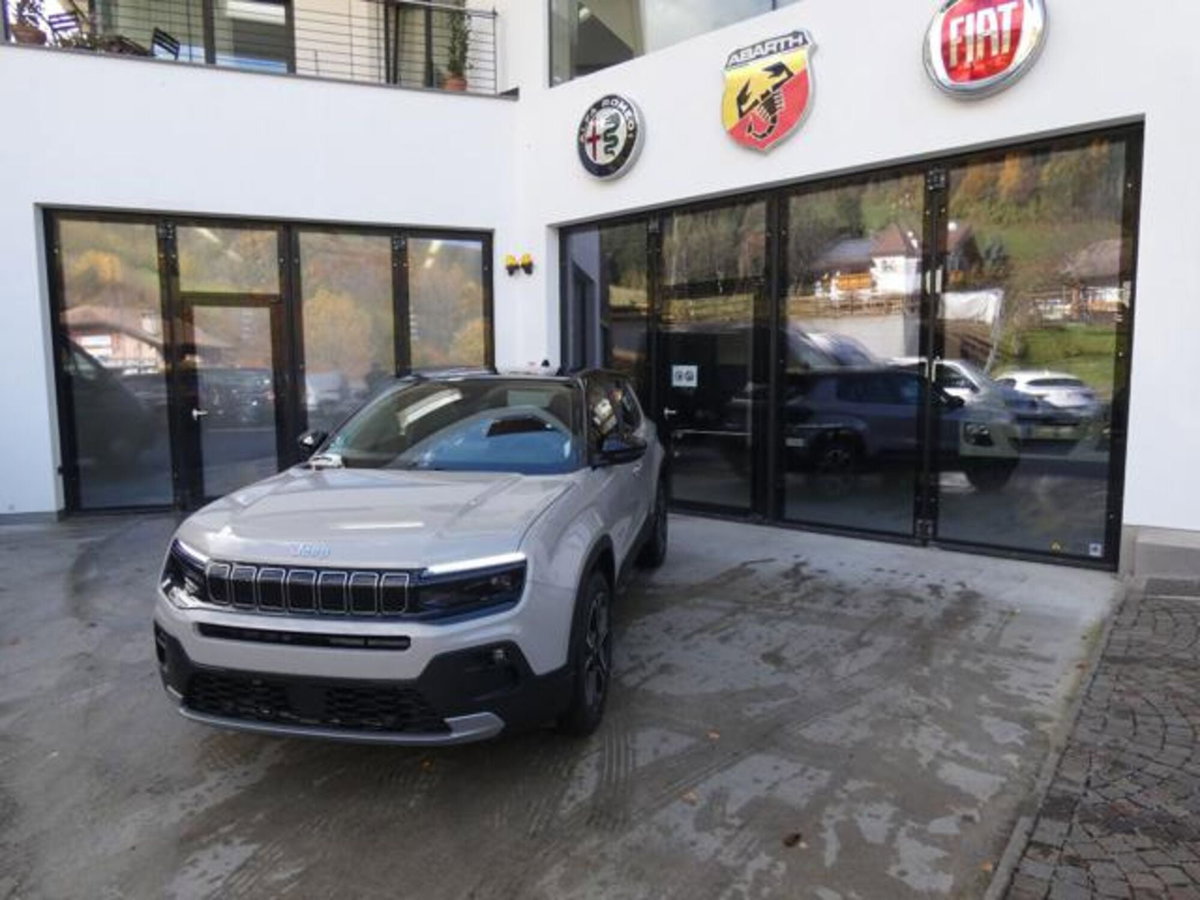 Jeep Avenger 1.2 turbo Summit fwd 100cv (2)