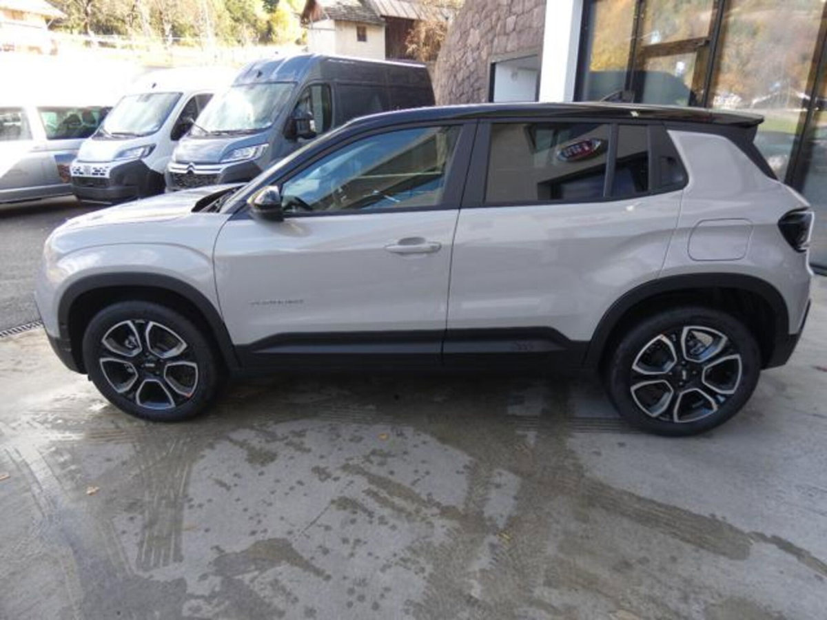 Jeep Avenger 1.2 turbo Summit fwd 100cv (4)