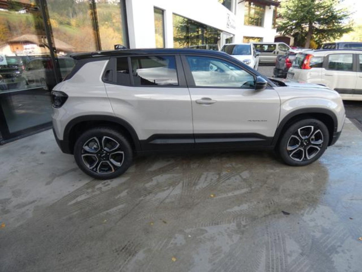 Jeep Avenger 1.2 turbo Summit fwd 100cv (5)