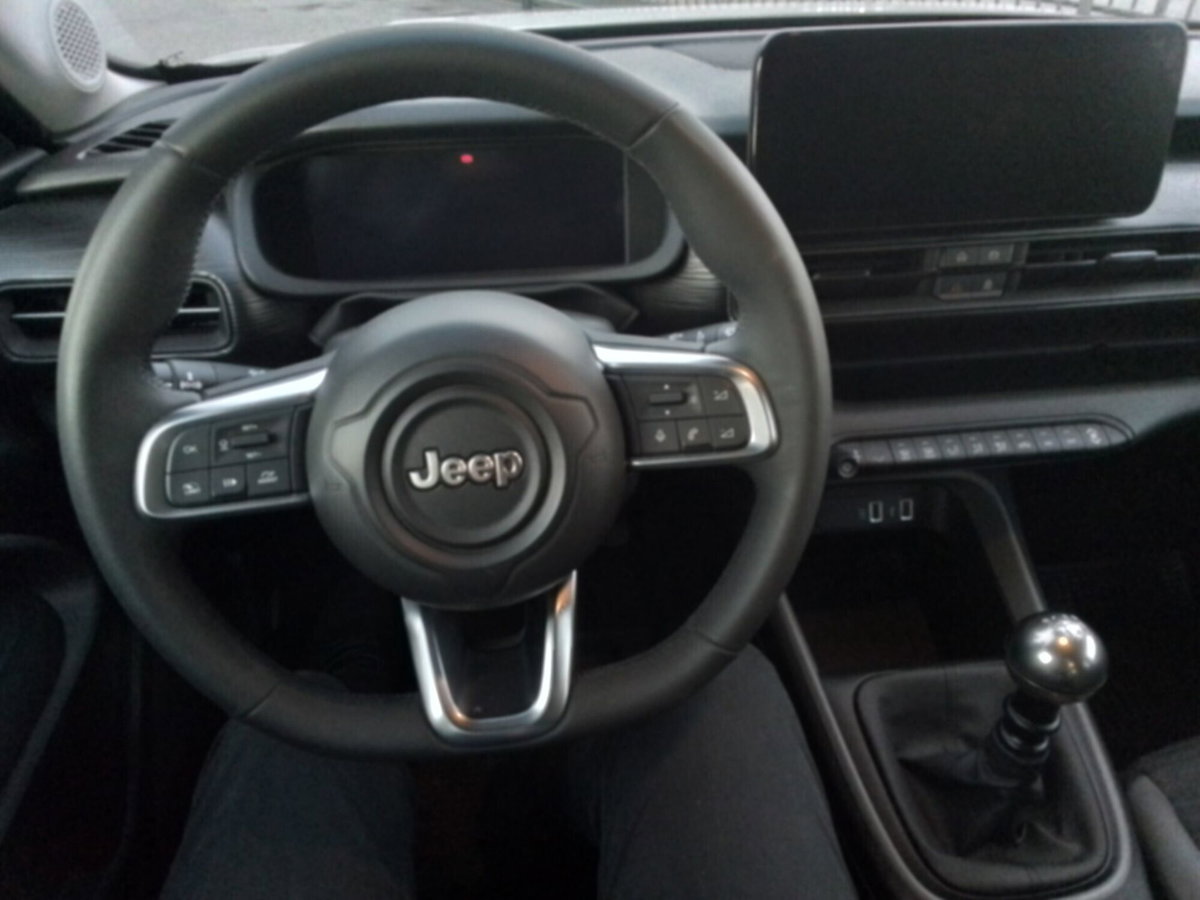 Jeep Avenger 1.2 turbo Longitude fwd 100cv (6)
