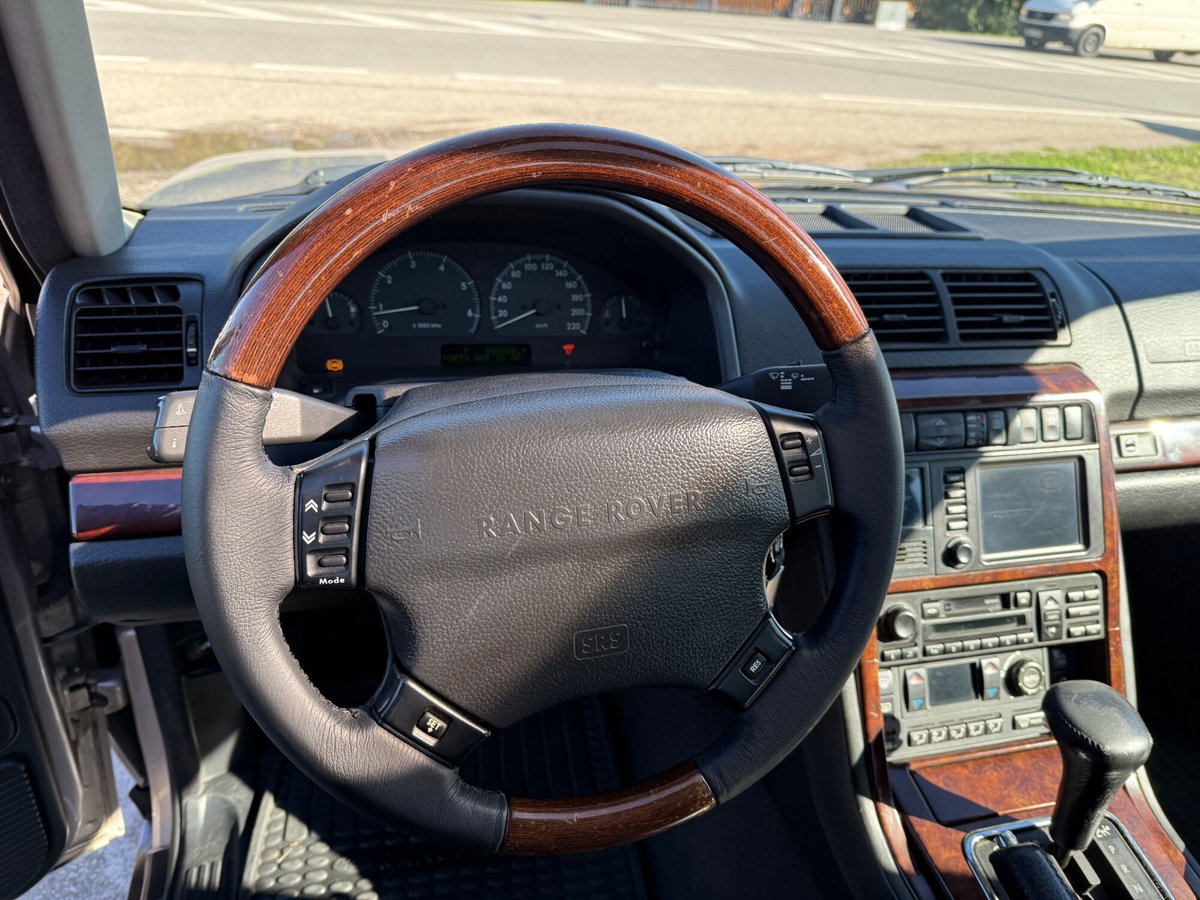 Land Rover Range Rover 4.6 V8 cat 5p. aut. HSE (12)