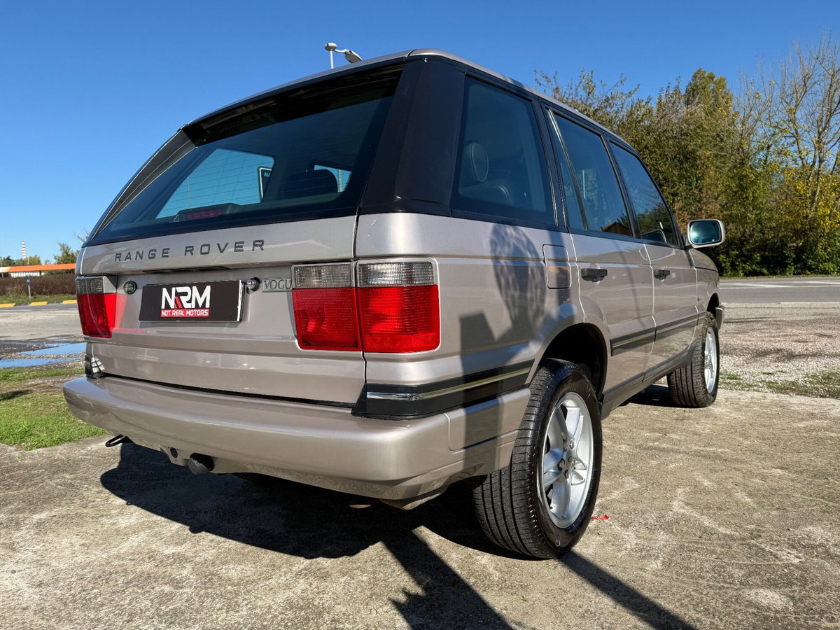 Land Rover Range Rover 4.6 V8 cat 5p. aut. HSE (4)
