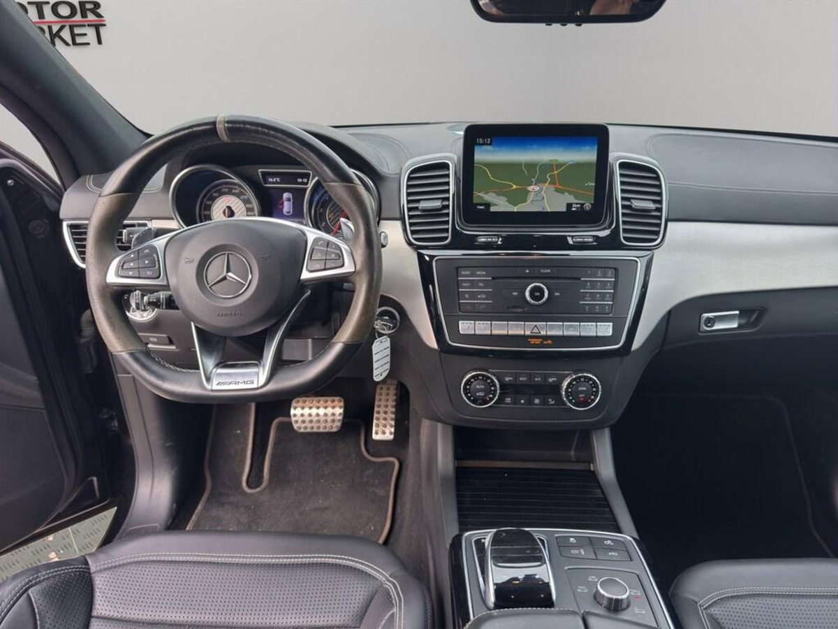 Mercedes-Benz CLS 63 AMG S 4Matic (15)