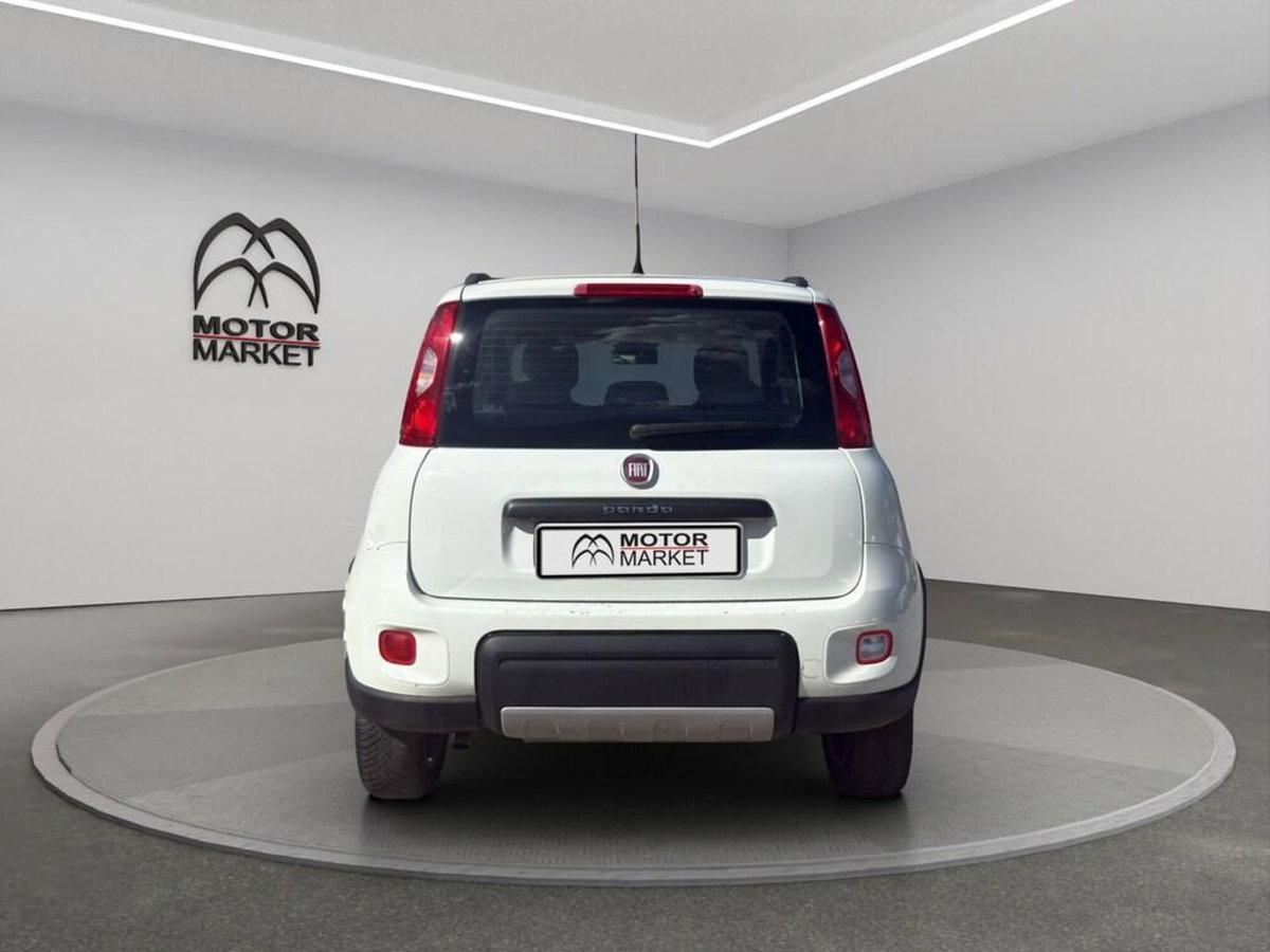 Fiat Panda 1.3 MJT 95 CV S&S 4x4 (6)