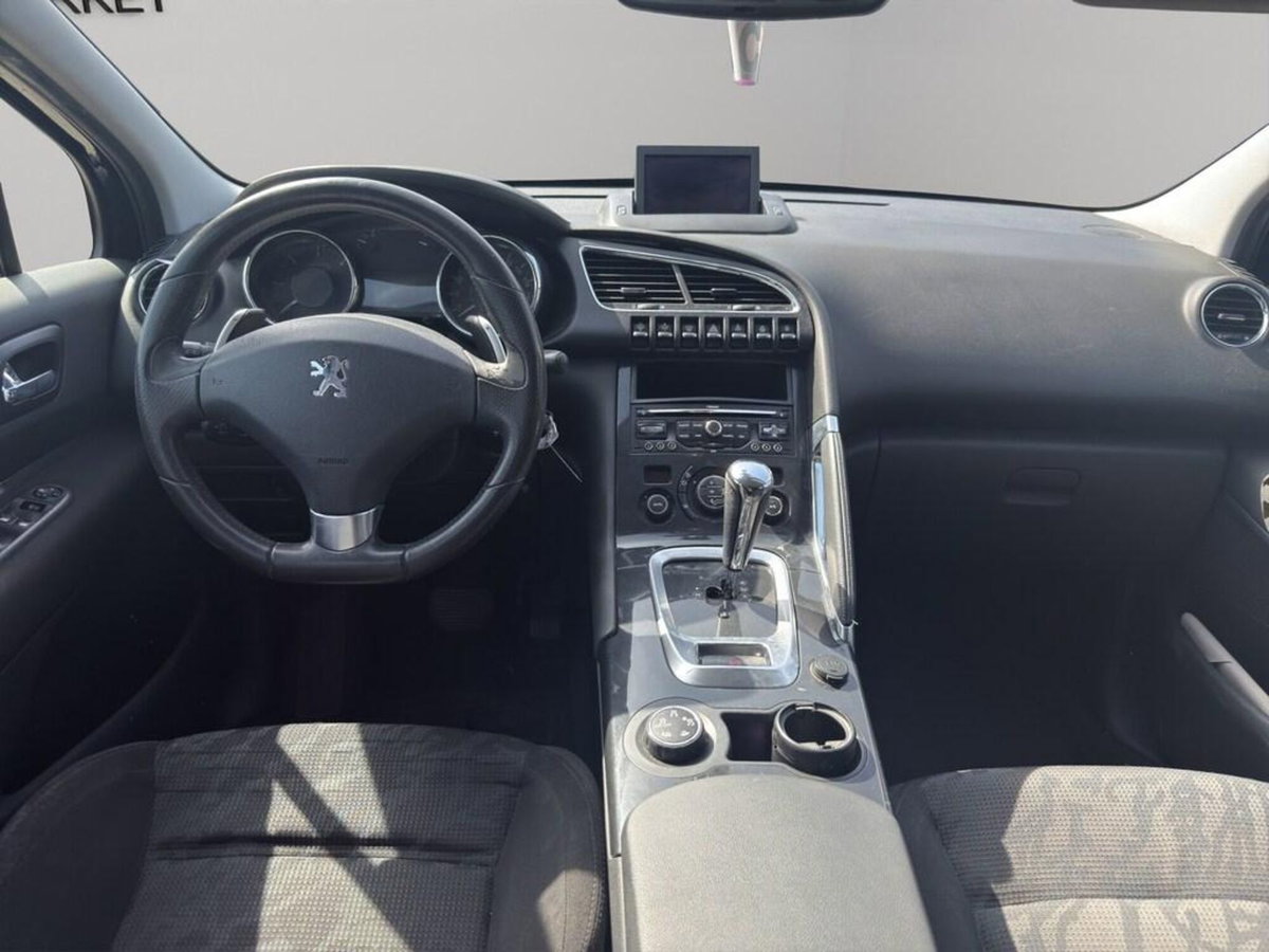 Peugeot 3008 1.6 HDi 110CV cambio robotizzato Business (15)
