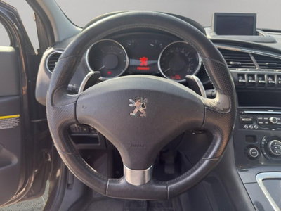 Peugeot 3008 1.6 HDi 110CV cambio robotizzato Business (9)