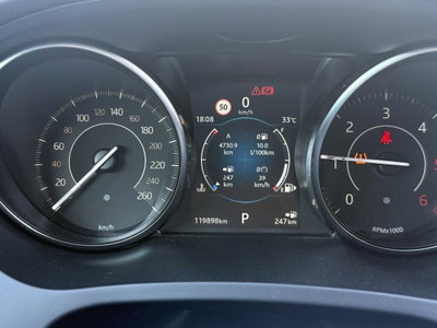 Jaguar E-Pace 2.0D 180 CV AWD aut. R-Dynamic HSE (10)