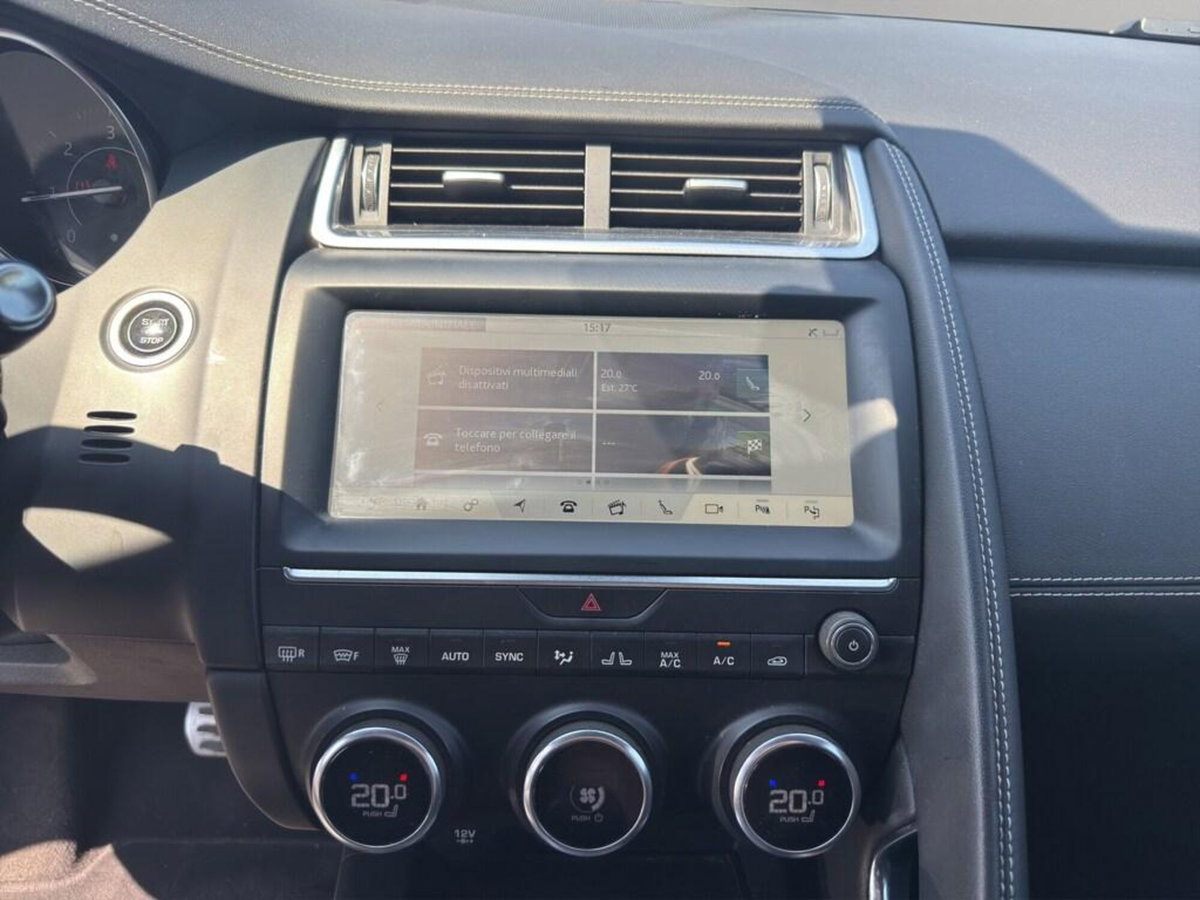 Jaguar E-Pace 2.0D 180 CV AWD aut. R-Dynamic HSE (14)