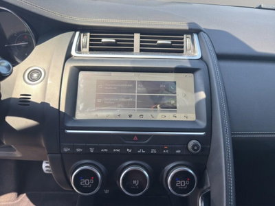 Jaguar E-Pace 2.0D 180 CV AWD aut. R-Dynamic HSE (14)