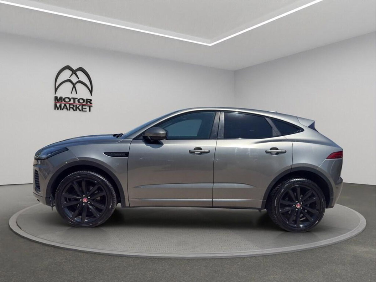 Jaguar E-Pace 2.0D 180 CV AWD aut. R-Dynamic HSE (5)