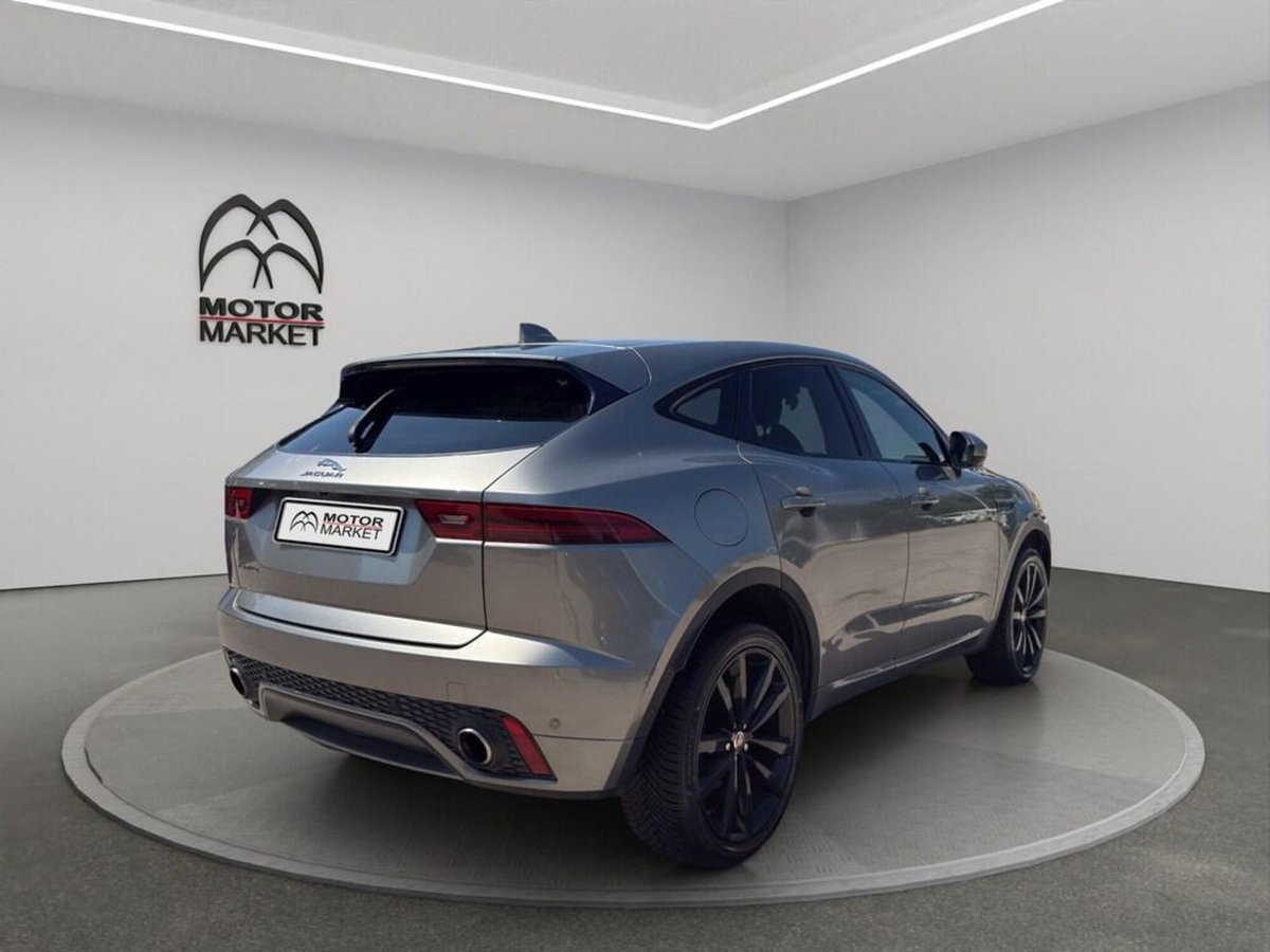Jaguar E-Pace 2.0D 180 CV AWD aut. R-Dynamic HSE (7)