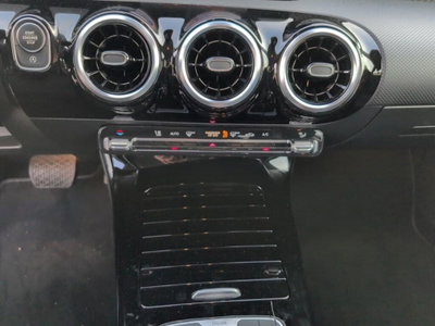 Mercedes-Benz Classe A 200 d Progressive Advanced auto (14)
