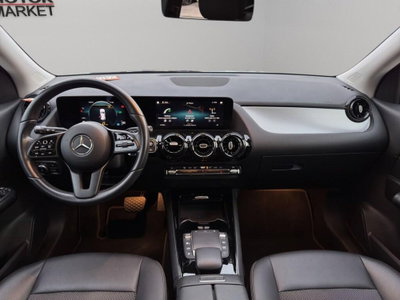 Mercedes-Benz GLA SUV 200 d Business Extra auto (13)