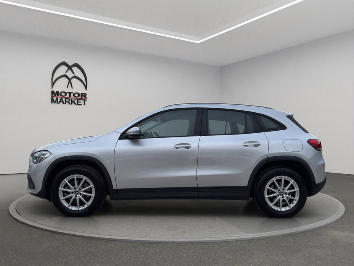 Mercedes-Benz GLA SUV 200 d Business Extra auto (5)